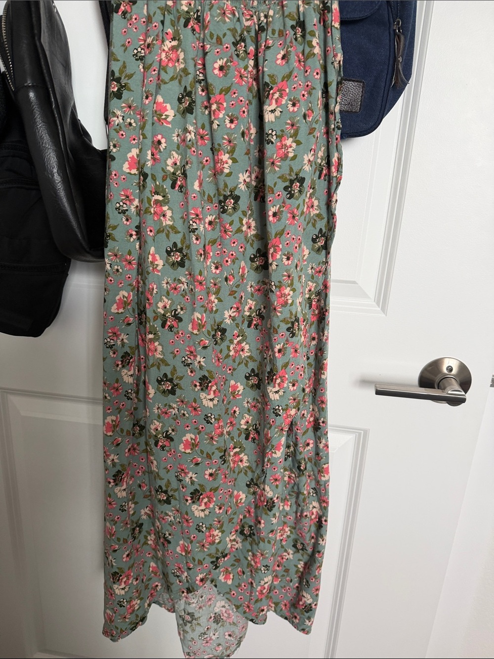Garage Expression Sage Floral Smocked Maxi Dress – Size S - Picture 6 of 7